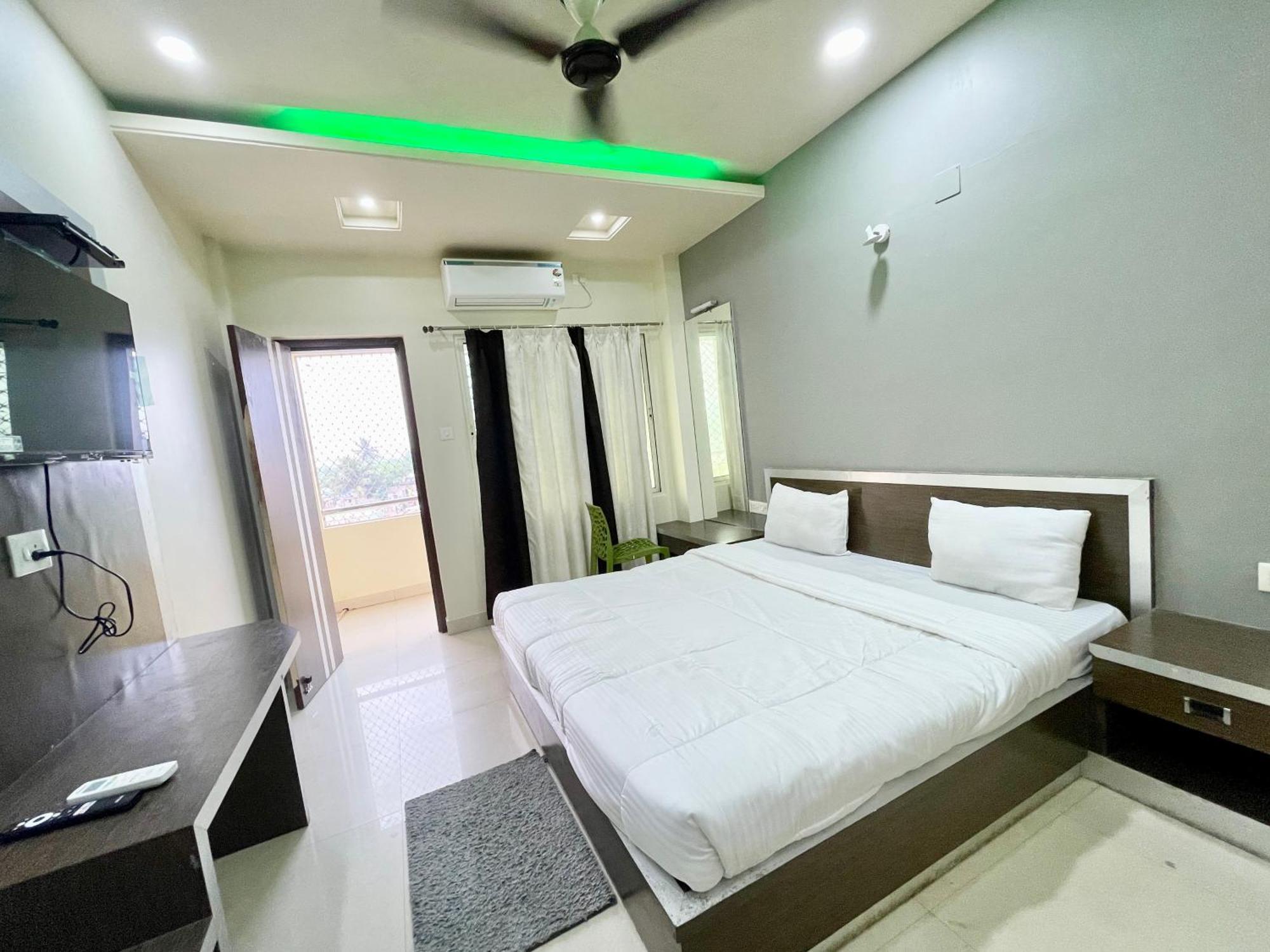 Hotel Trends In Пурі Екстер'єр фото