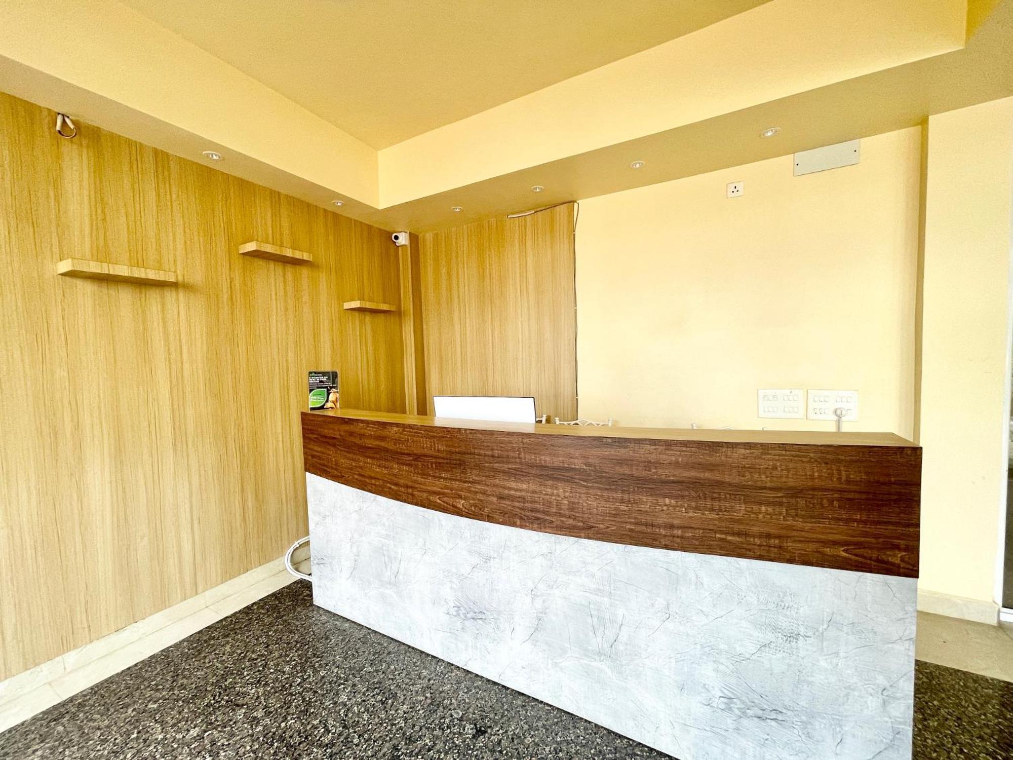 Hotel Trends In Пурі Екстер'єр фото